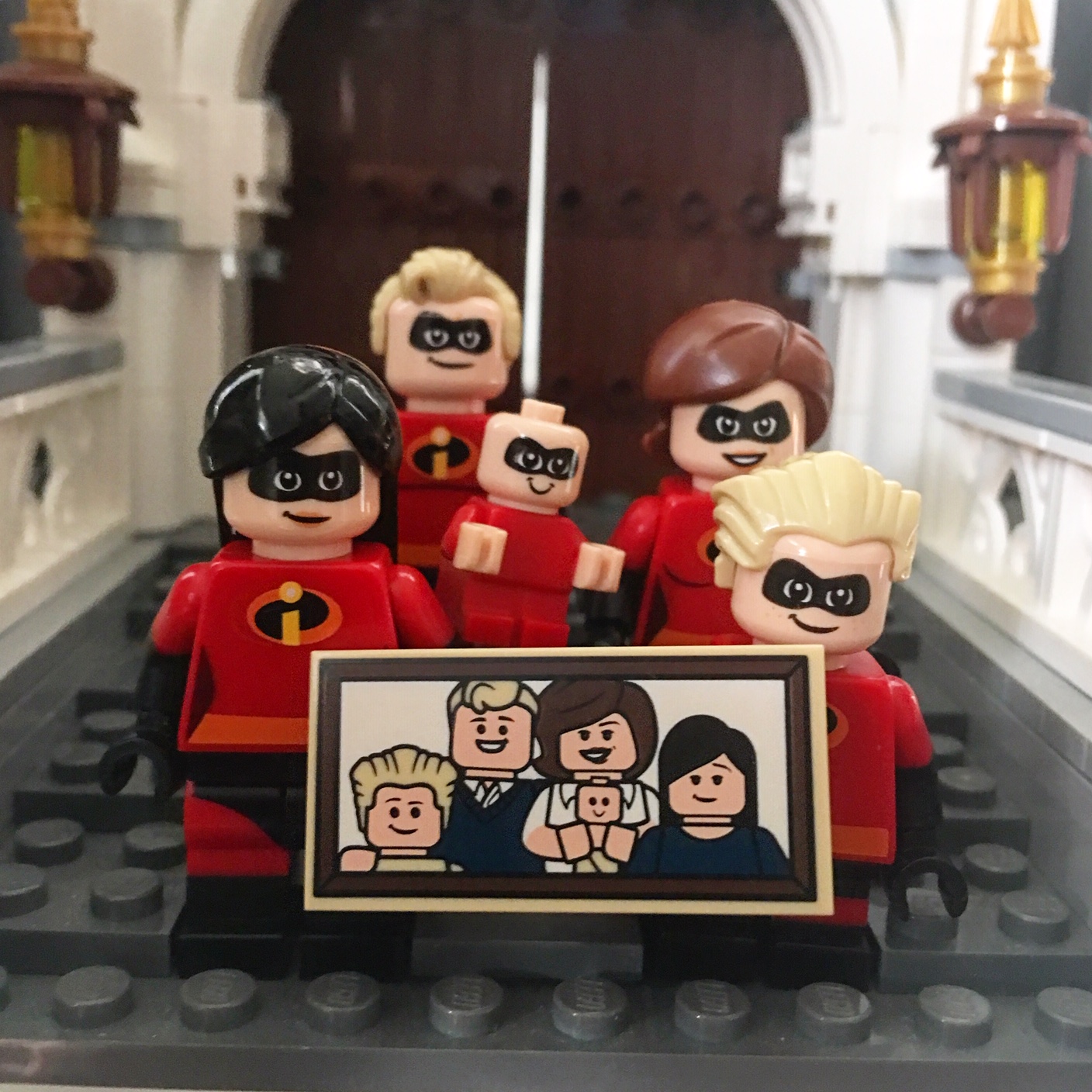 Lego Mr. Incredible Minifigure