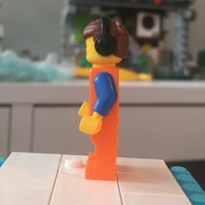 The LEGO Movie 2 Minifigure Awesome Remix Emmet - Image 5