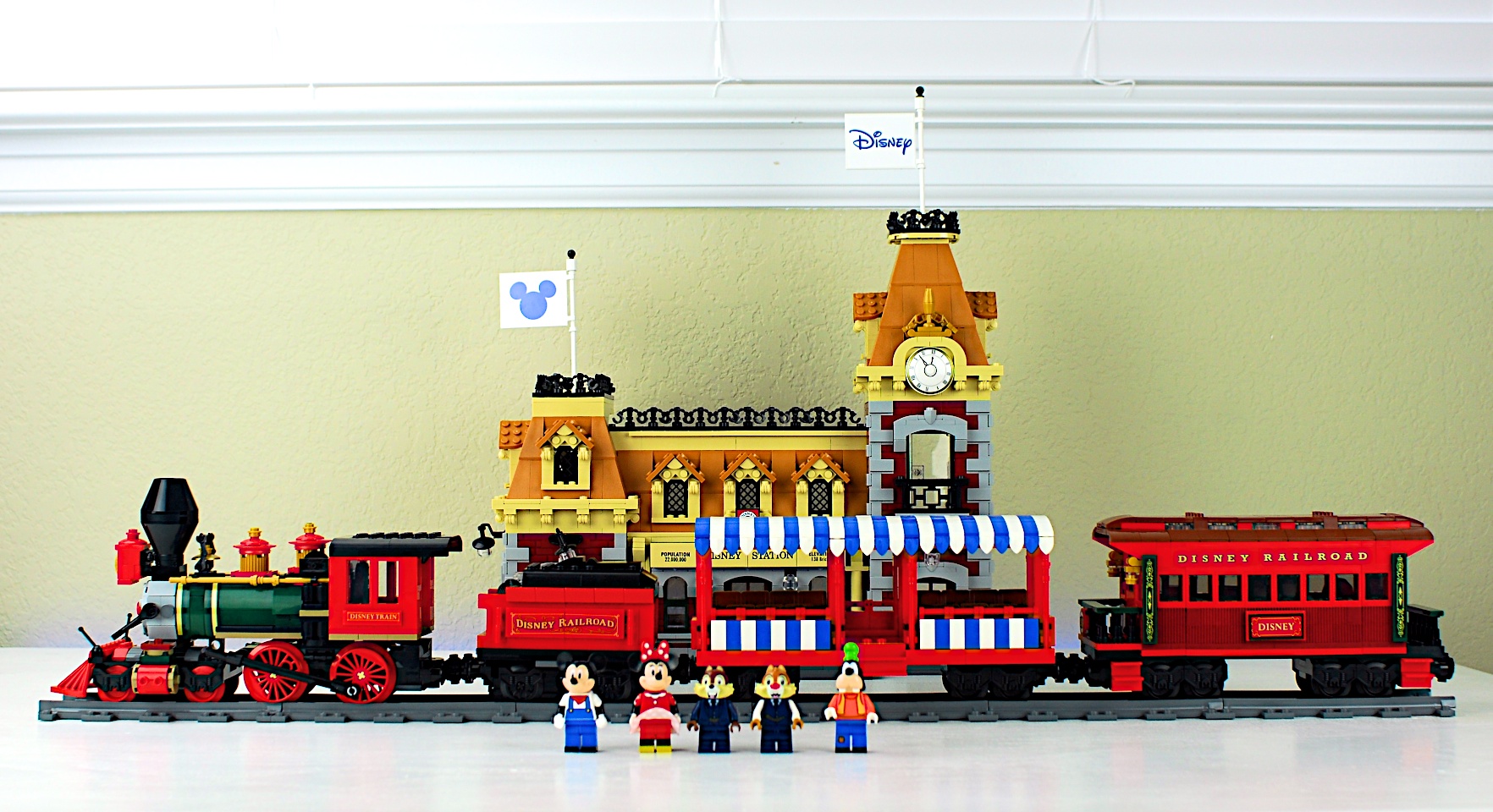 LEGO Disney Train and Station 71044 Building Set (2925 Pieces) 