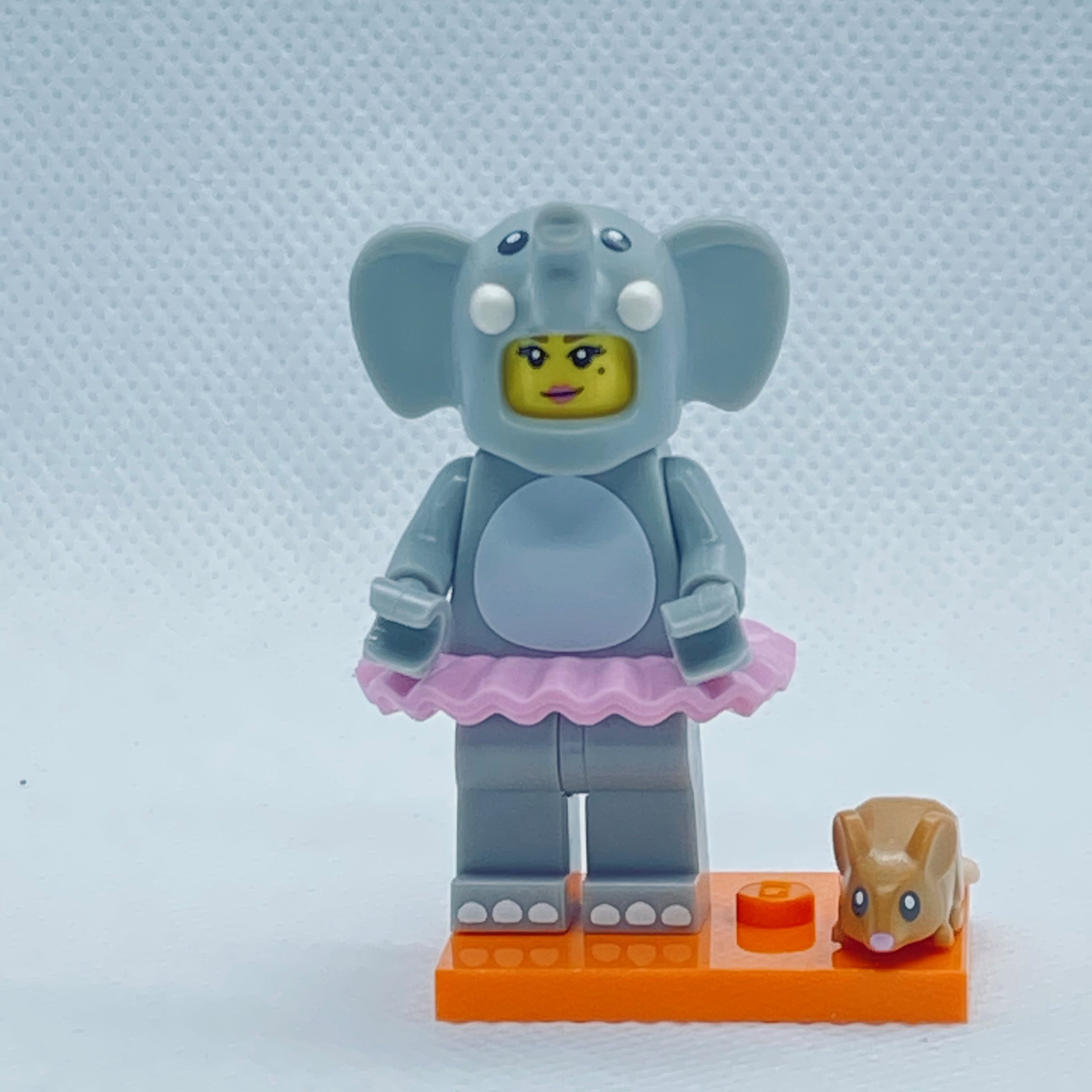 71021 Elephant Girl Factory Sealed Lego Minifigures Series 18 