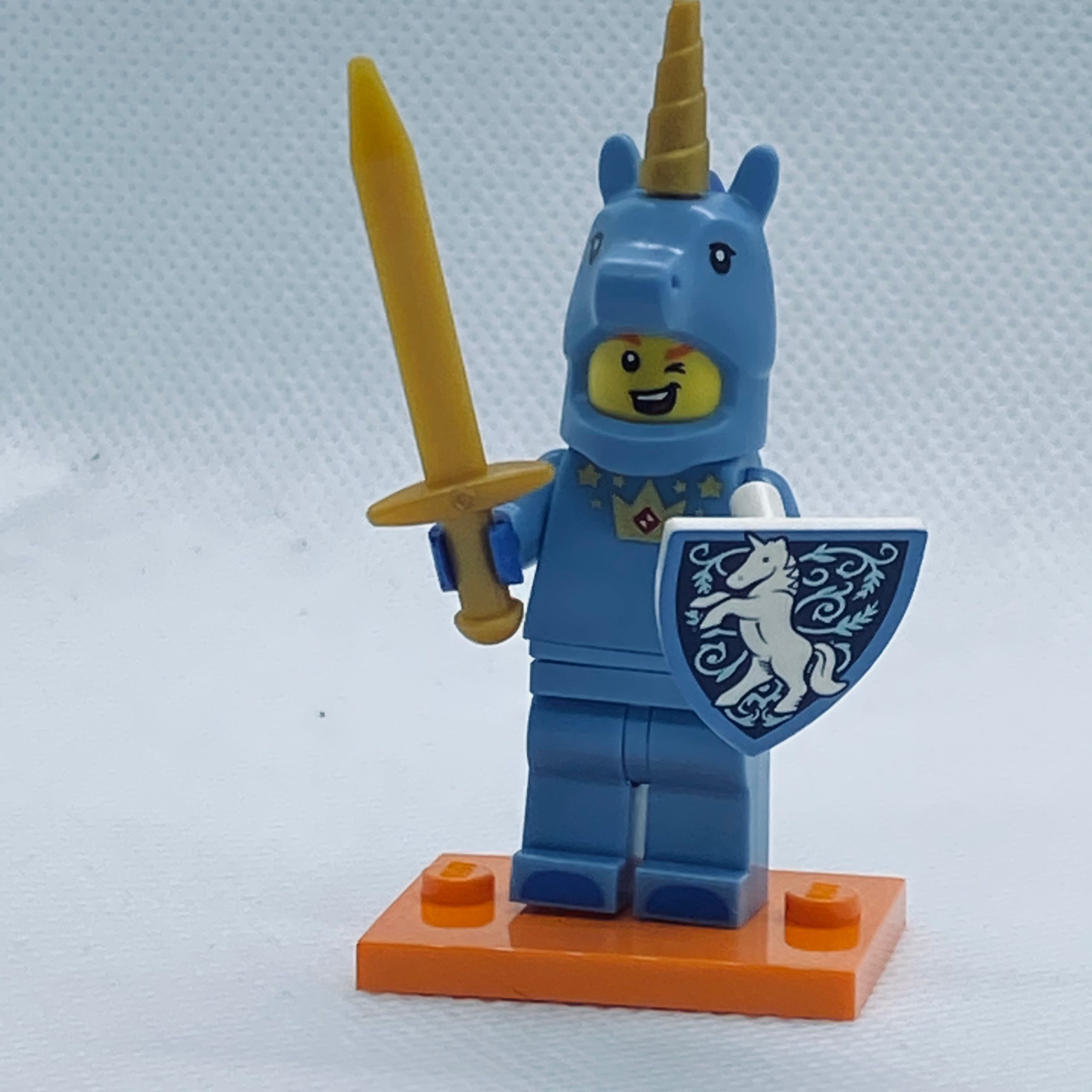 Lego Unicorn Guy Collectible Minifig Figure Series 18 100% Complete
