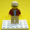 LEGO Woman with Short Tan Hair Minifigure