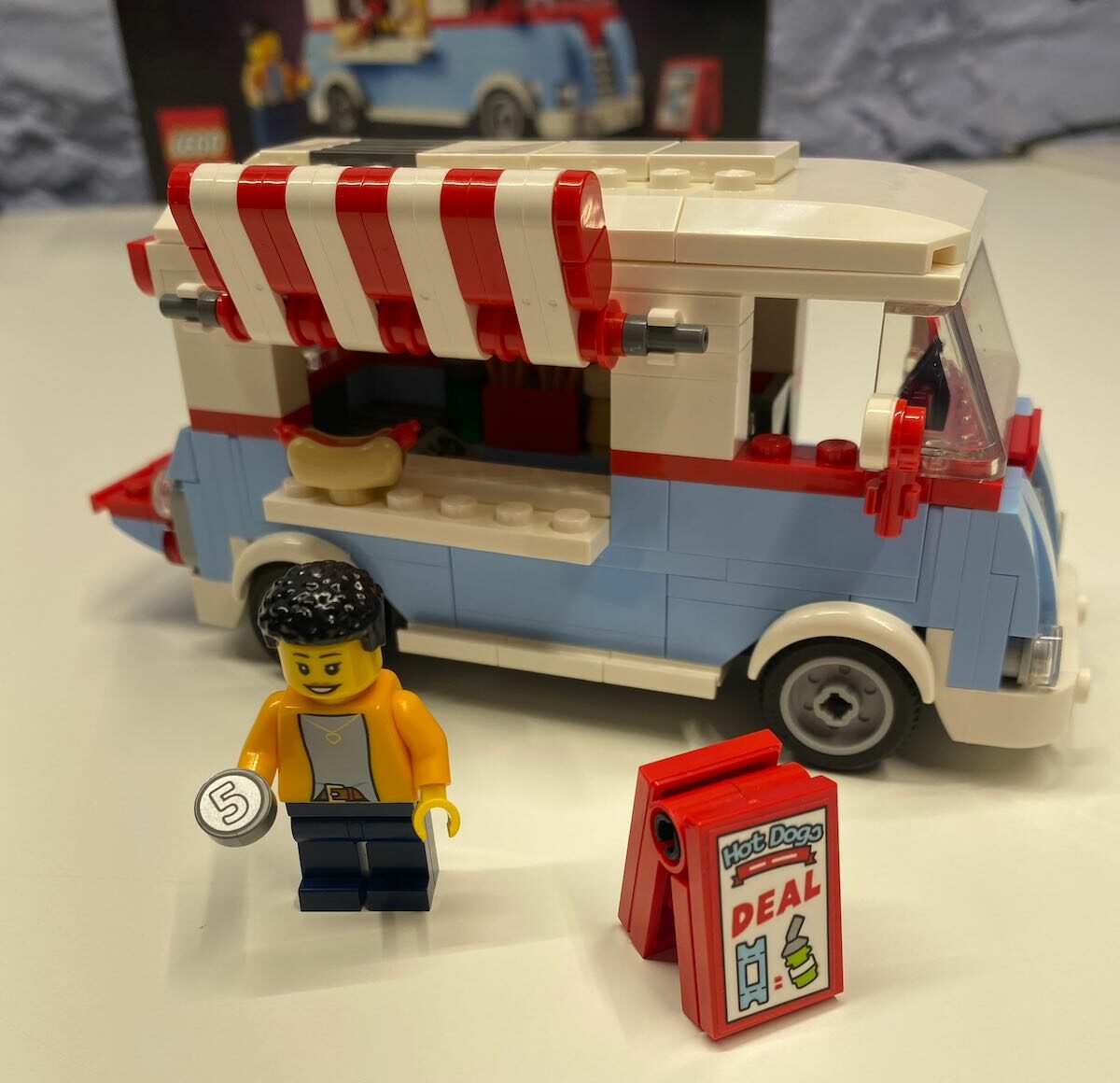 LEGO Retro Food Truck Minifigure and sign