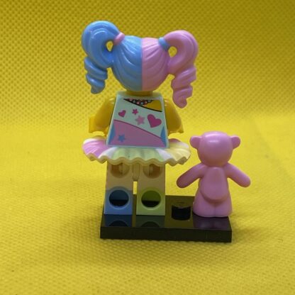 N-POP Girl The LEGO Ninjago Movie Minifigure - Image 2